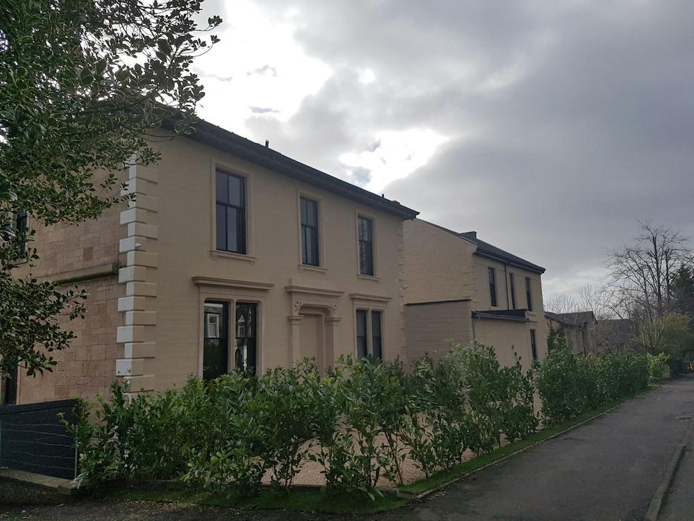 Crosshill House Hotel Глазгоу Екстериор снимка