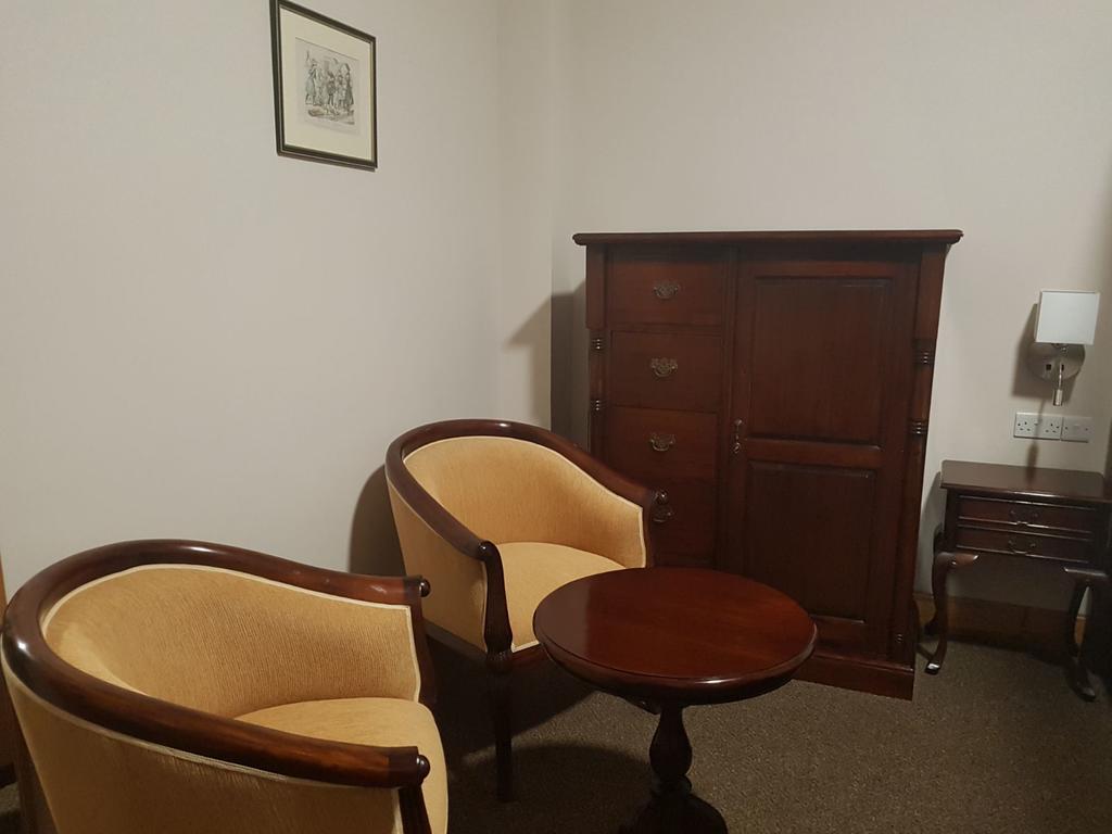 Crosshill House Hotel Глазгоу Екстериор снимка